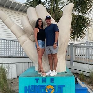 Meet your Posher, Clyde